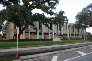 photo of courthouse